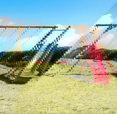 Brenda_Teaser_Home_470x460